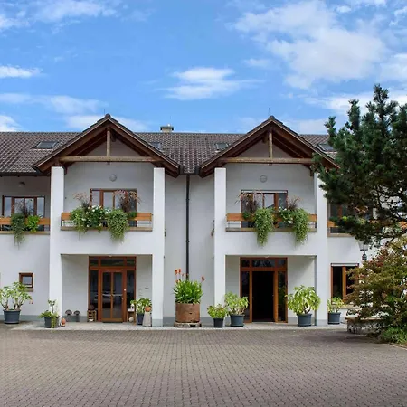 Gaestehaus Am Fuerstweg Guest house Heuchelheim-Klingen
