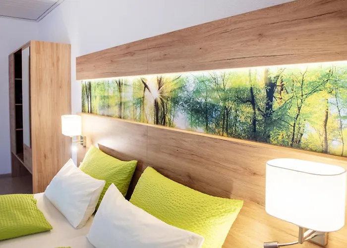 Gaestehaus Am Fuerstweg 3* Heuchelheim-Klingen